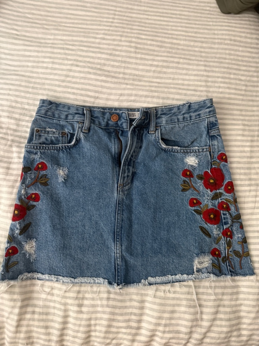 Zara Blue Denim Mini Skirt with Red Floral Embroidery